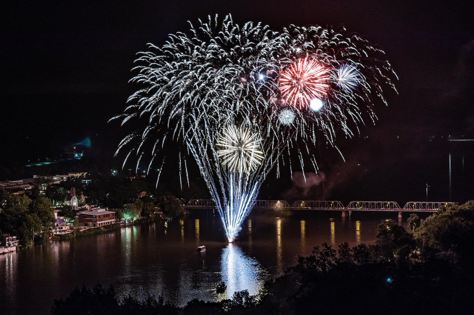 #FIREWORKS ON DELAWARE